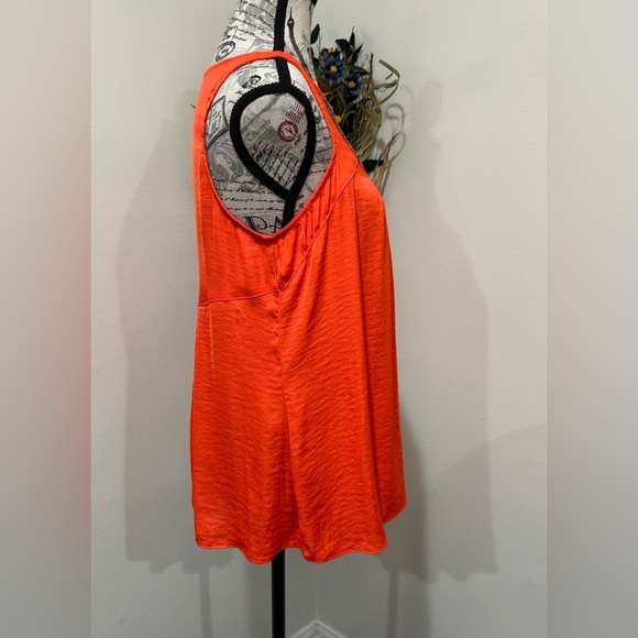 a.n.a Orange with Beaded Neckline Cut Out Tank Top size Medium - Picture 2 of 9